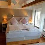 Am Dom Otel